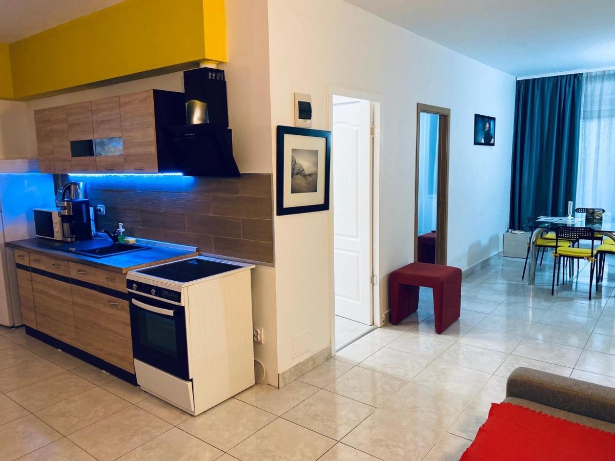 The Lincoln Suites - Central Shabbat Friendly Apartments Bucharest Luaran gambar