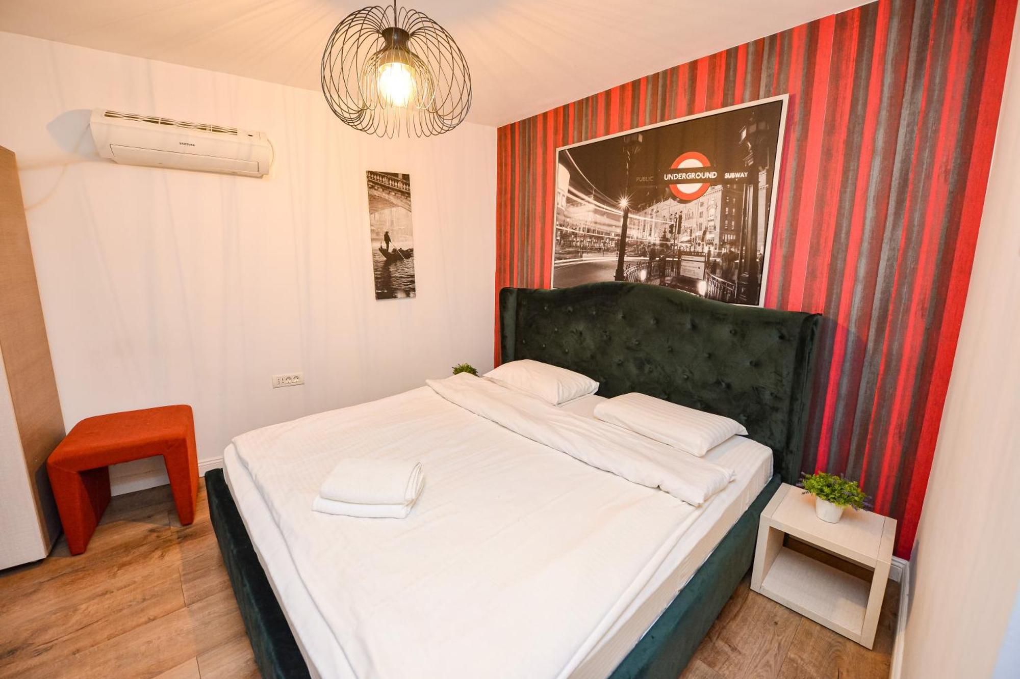 The Lincoln Suites - Central Shabbat Friendly Apartments Bucharest Luaran gambar