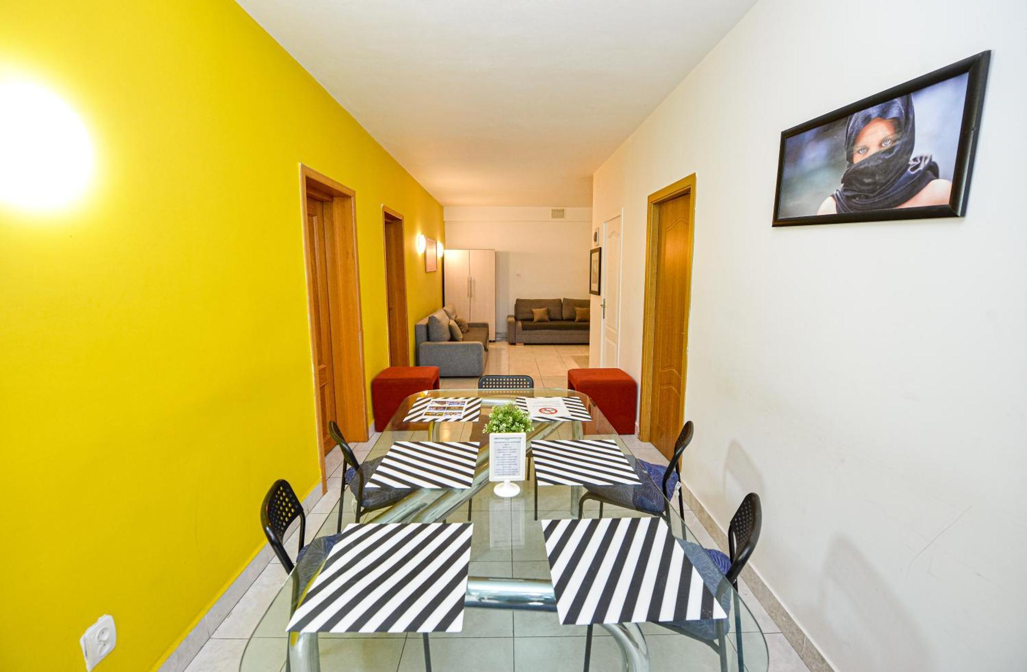 The Lincoln Suites - Central Shabbat Friendly Apartments Bucharest Luaran gambar