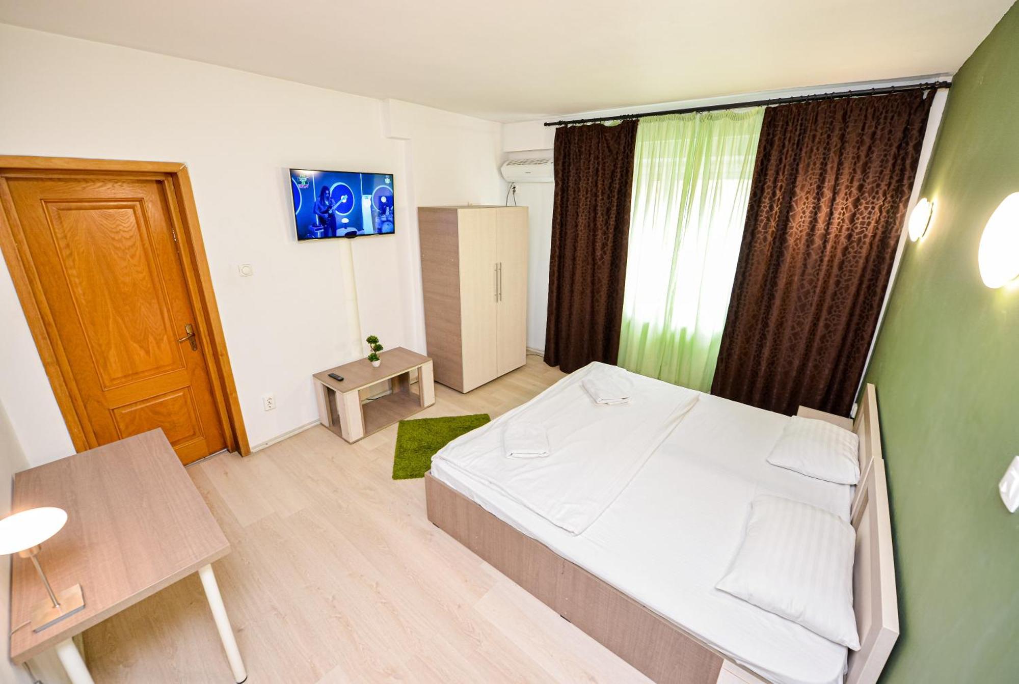 The Lincoln Suites - Central Shabbat Friendly Apartments Bucharest Luaran gambar