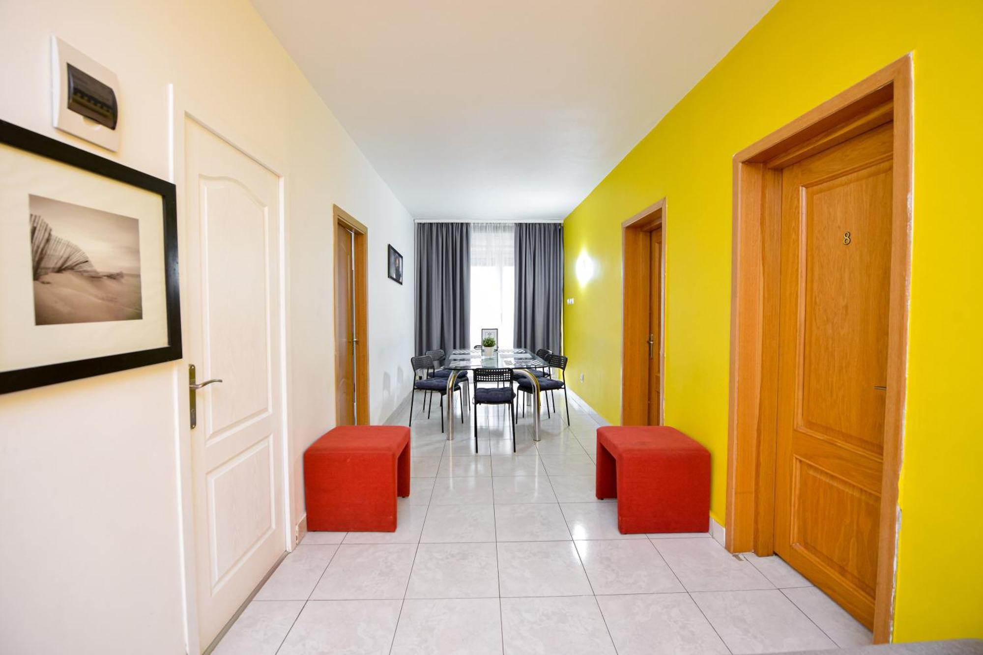 The Lincoln Suites - Central Shabbat Friendly Apartments Bucharest Luaran gambar