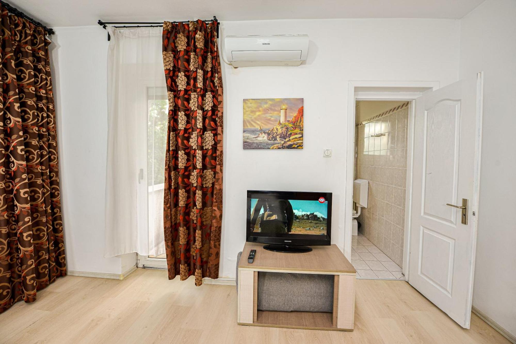 The Lincoln Suites - Central Shabbat Friendly Apartments Bucharest Luaran gambar