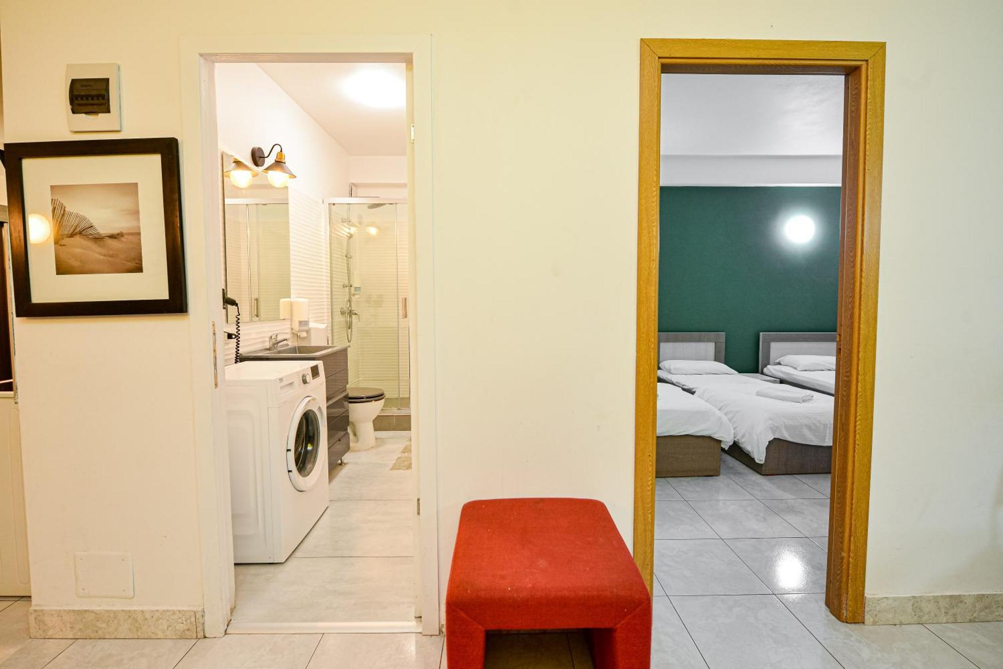 The Lincoln Suites - Central Shabbat Friendly Apartments Bucharest Luaran gambar