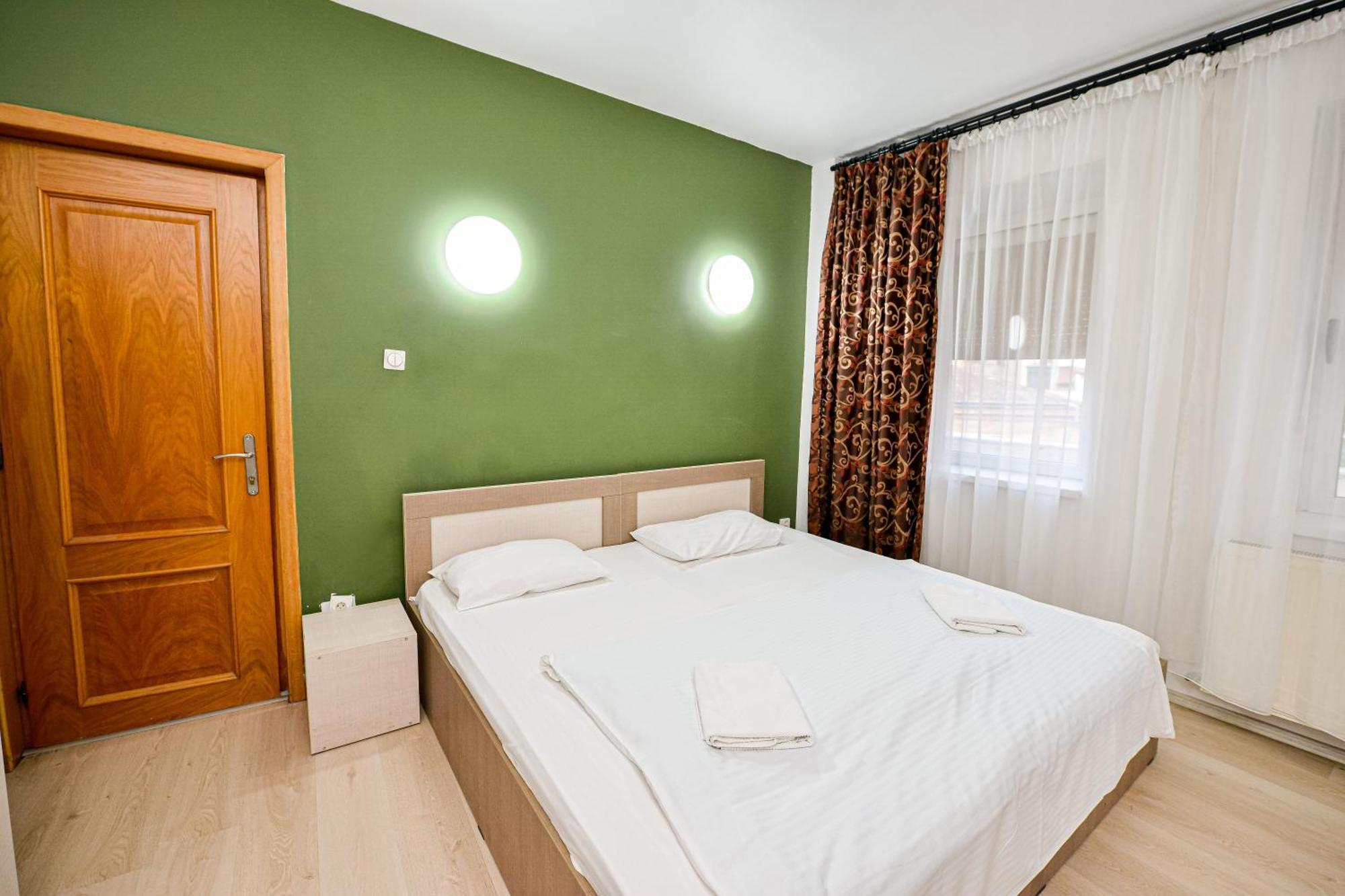 The Lincoln Suites - Central Shabbat Friendly Apartments Bucharest Luaran gambar
