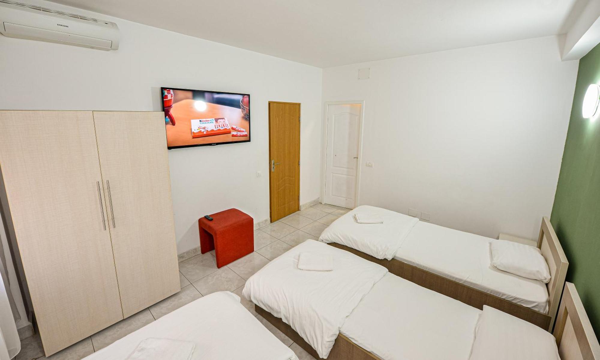The Lincoln Suites - Central Shabbat Friendly Apartments Bucharest Luaran gambar